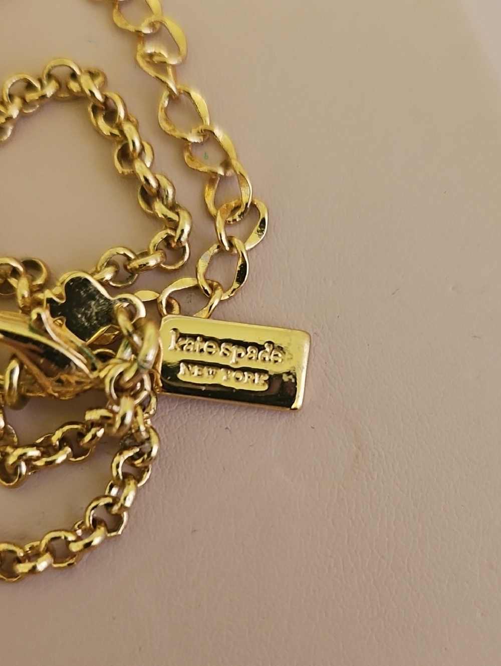 Kate Spade - Picture 3 of 3